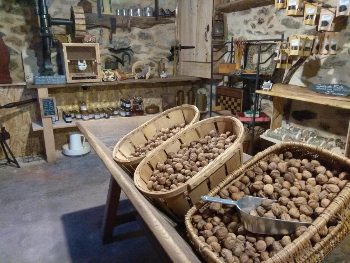 La Ferme Les Mamours La Bastide-l'Eveque Exteriér fotografie